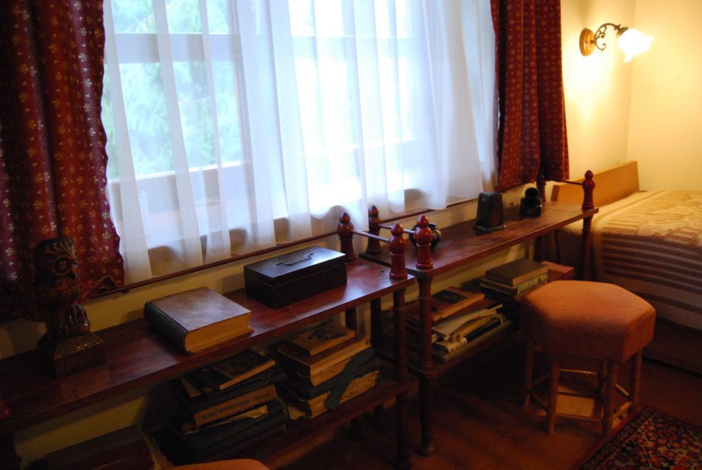 Boroka Apartmanhazak - Oereghaz Velem Pokoj fotografie